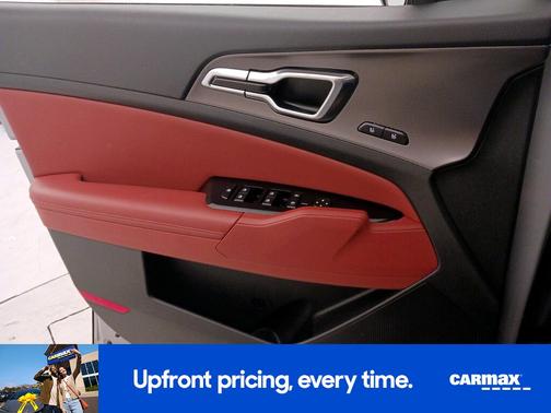 Silver 2023 Kia Sportage SX