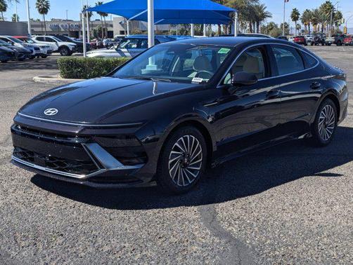 2025 Hyundai SONATA Hybrid SE