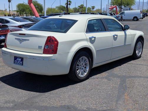 2010 Chrysler 300 Touring/Signature/Executive Series
