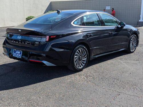 2025 Hyundai SONATA Hybrid SE