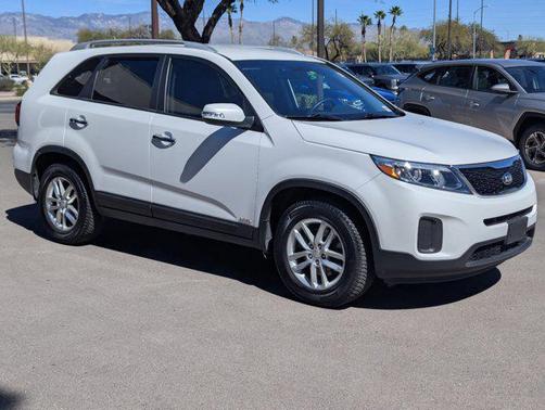 2015 Kia Sorento LX