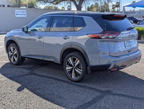 2025 Nissan Rogue SL