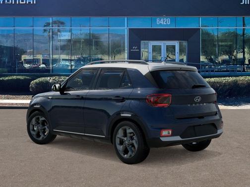 2026 Hyundai VENUE SEL w/Two-Tone Roof