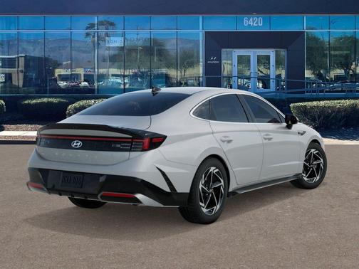 2026 Hyundai SONATA SEL