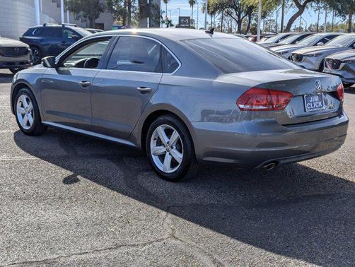 2013 Volkswagen Passat 2.5 SE