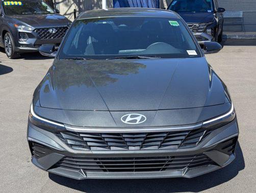 2025 Hyundai ELANTRA Sport