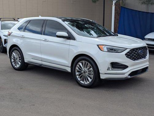 Star White Metallic Tri-Coat 2020 Ford Edge Titanium