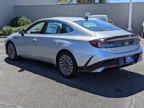 2025 Hyundai SONATA Hybrid SE