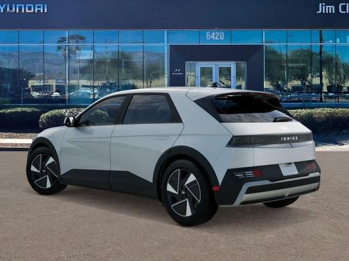 2026 Hyundai IONIQ 5 SE