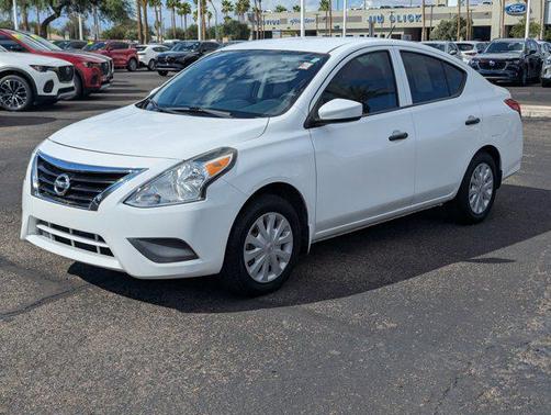 2016 Nissan Versa 1.6 S