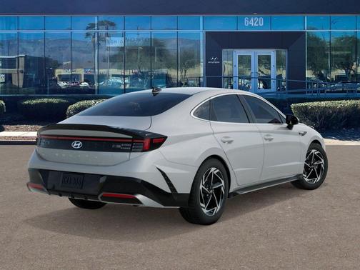 2026 Hyundai SONATA SEL