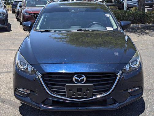 2018 Mazda Mazda3 Touring