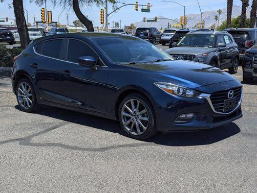 2018 Mazda Mazda3 Touring