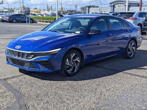 2025 Hyundai ELANTRA Sport