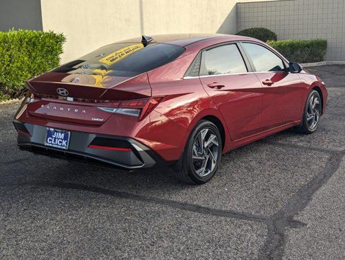 2025 Hyundai ELANTRA Limited