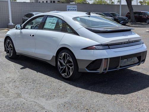 2025 Hyundai IONIQ 6 Limited