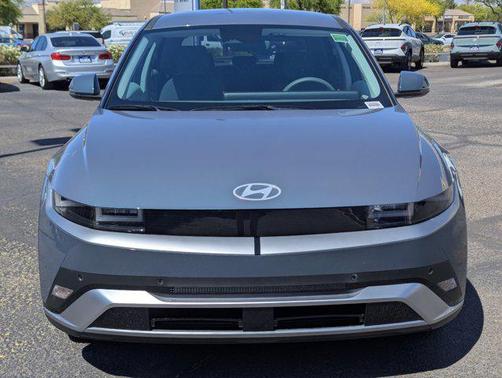 2025 Hyundai IONIQ 5 SE