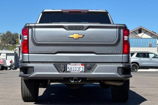 2021 Chevrolet Silverado 1500 Custom