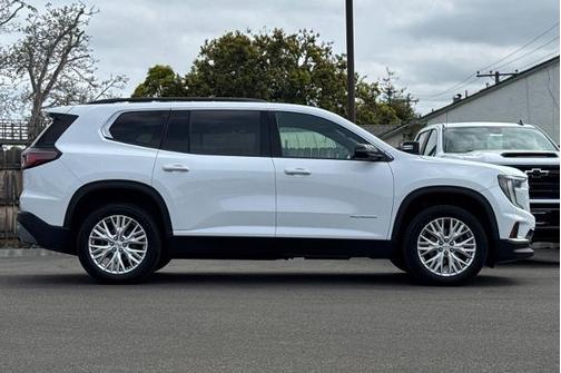 2024 GMC Acadia FWD Elevation