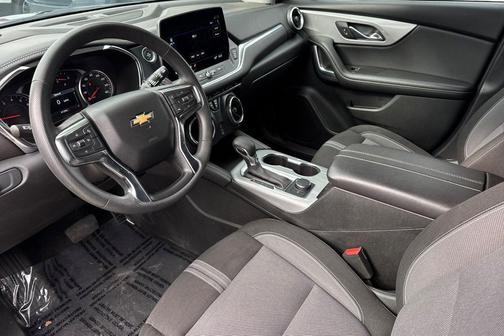 Sterling Gray Metallic 2025 Chevrolet Blazer 2LT