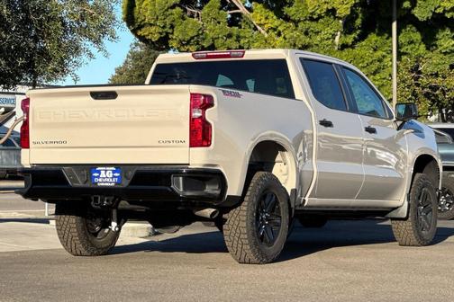 2026 Chevrolet Silverado 1500 Custom Trail Boss