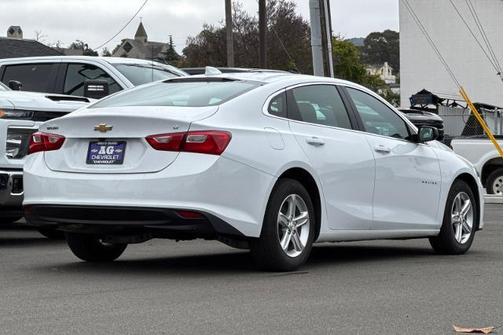 2023 Chevrolet Malibu FWD 1LT