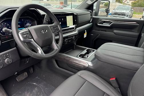 Summit White 2026 Chevrolet Silverado 2500 LTZ