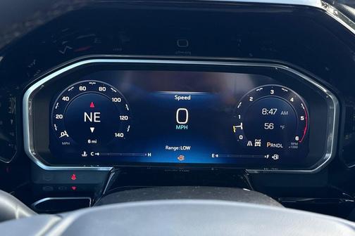 Summit White 2026 Chevrolet Silverado 2500 Crew Cab, Standard Bed, XR2, 4WD