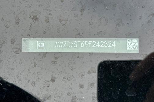 Sterling Gray Metallic 2023 Chevrolet Malibu FWD 1LT