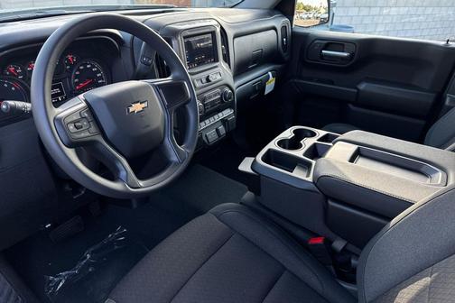 Summit White 2026 Chevrolet Silverado 1500 Custom