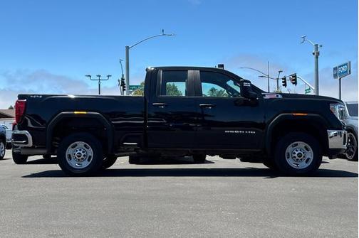 2023 GMC Sierra 2500 Base