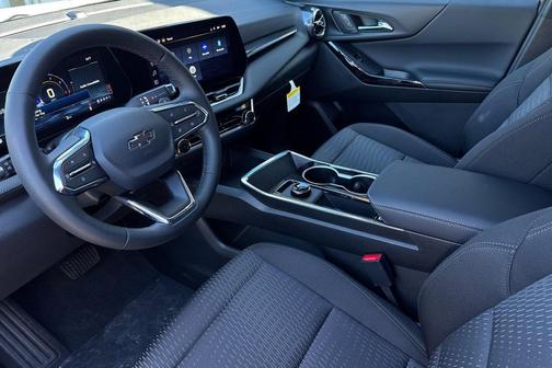 Summit White 2026 Chevrolet Equinox 1LT