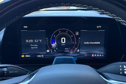 Polar White Tricoat 2026 Chevrolet Traverse AWD Z71