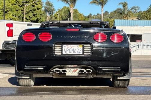 2001 Chevrolet Corvette Base