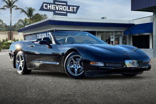 2001 Chevrolet Corvette Base