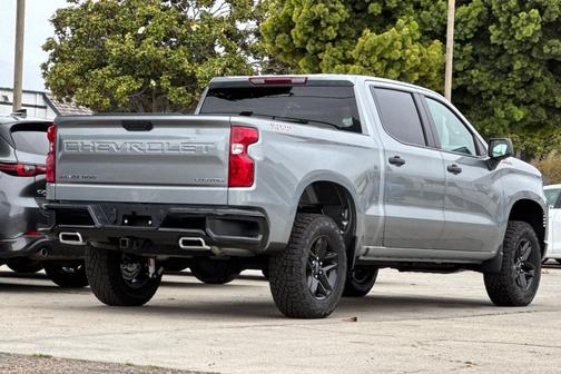Sterling Gray Metallic 2026 Chevrolet Silverado 1500 Custom Trail Boss