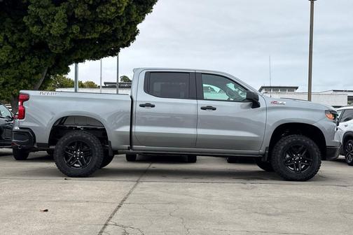 Sterling Gray Metallic 2026 Chevrolet Silverado 1500 Custom Trail Boss