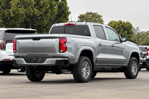 Sterling Gray Metallic 2026 Chevrolet Colorado LT