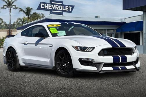 2016 Ford Shelby GT350 Base