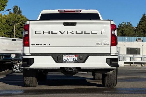 2025 Chevrolet Silverado 1500 Custom