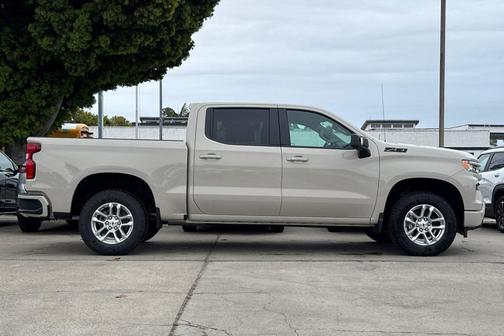 White Sands 2026 Chevrolet Silverado 1500 RST