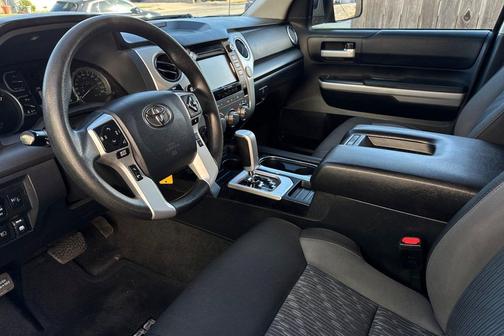 2019 Toyota Tundra SR5
