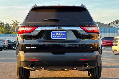 2020 Chevrolet Traverse LT Cloth