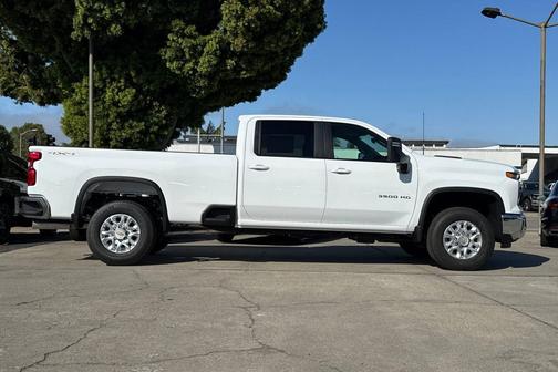 Summit White 2026 Chevrolet Silverado 3500 LT