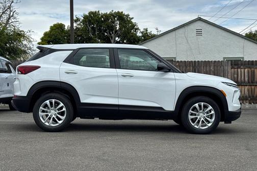 Summit White 2026 Chevrolet Trailblazer LS