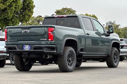 Cypress Gray 2026 Chevrolet Silverado 2500 Crew Cab, Standard Bed, XR2, 4WD