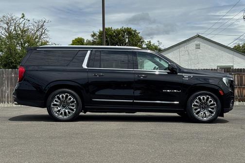 Onyx Black 2024 GMC Yukon XL Denali Ultimate