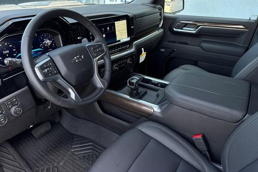 Summit White 2026 Chevrolet Silverado 1500 LT Trail Boss