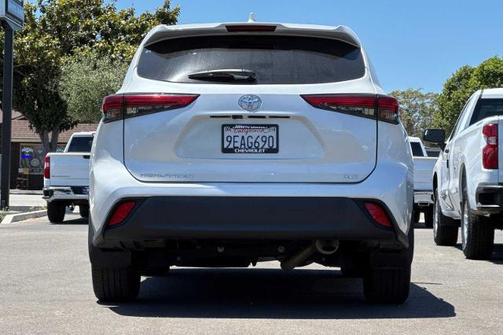 2023 Toyota Highlander L