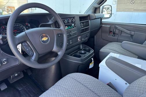 Summit White 2026 Chevrolet Express 2500 LT